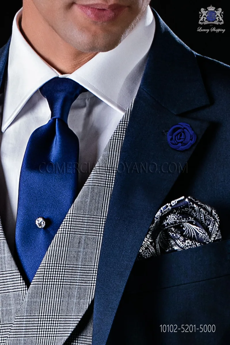Cravatta in raso blu notte