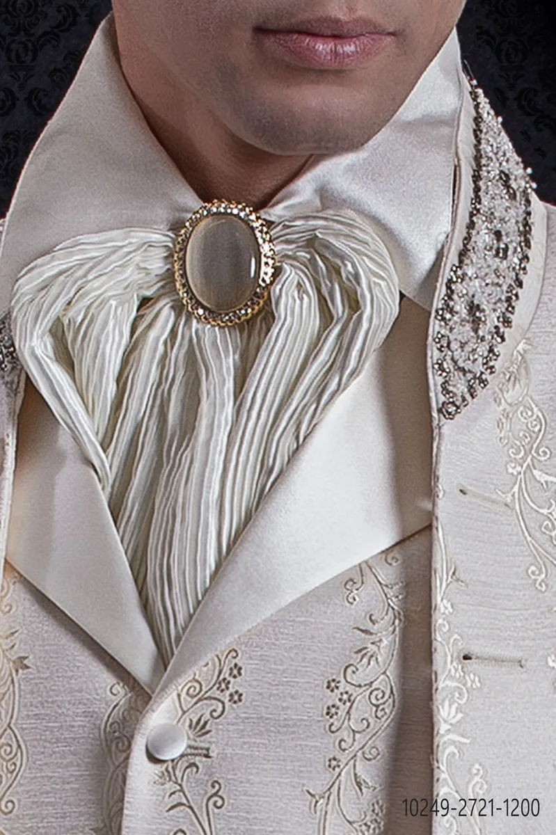 Plastron annodato in tessuto plissettato