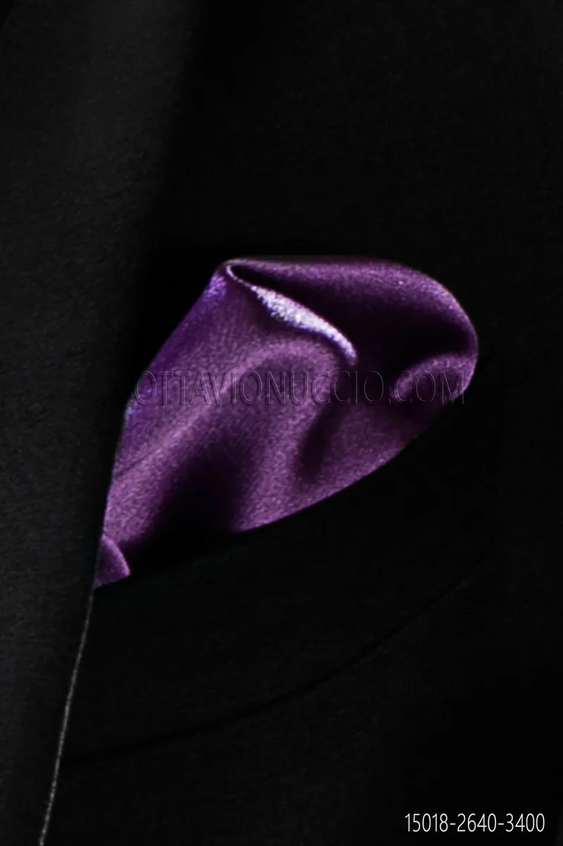 Fazzoletto in raso violetto