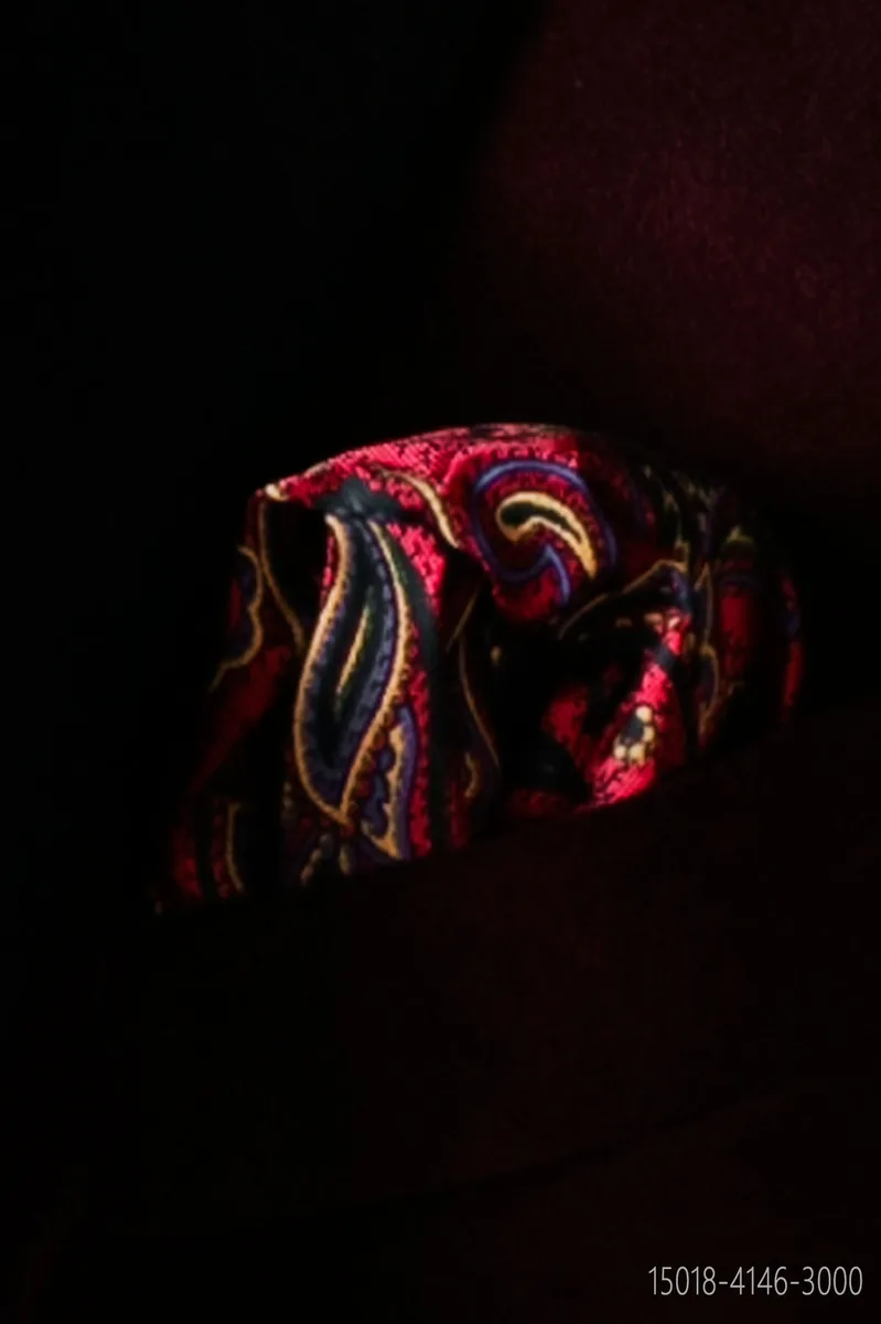 Pañuelo de pura seda rojo