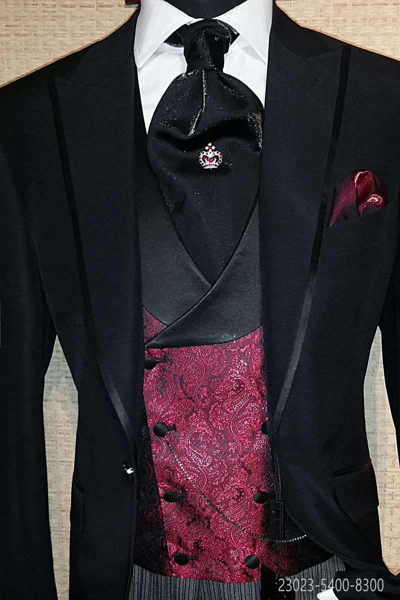 Gilet doppiopetto damascato rosso, 8 bottoni