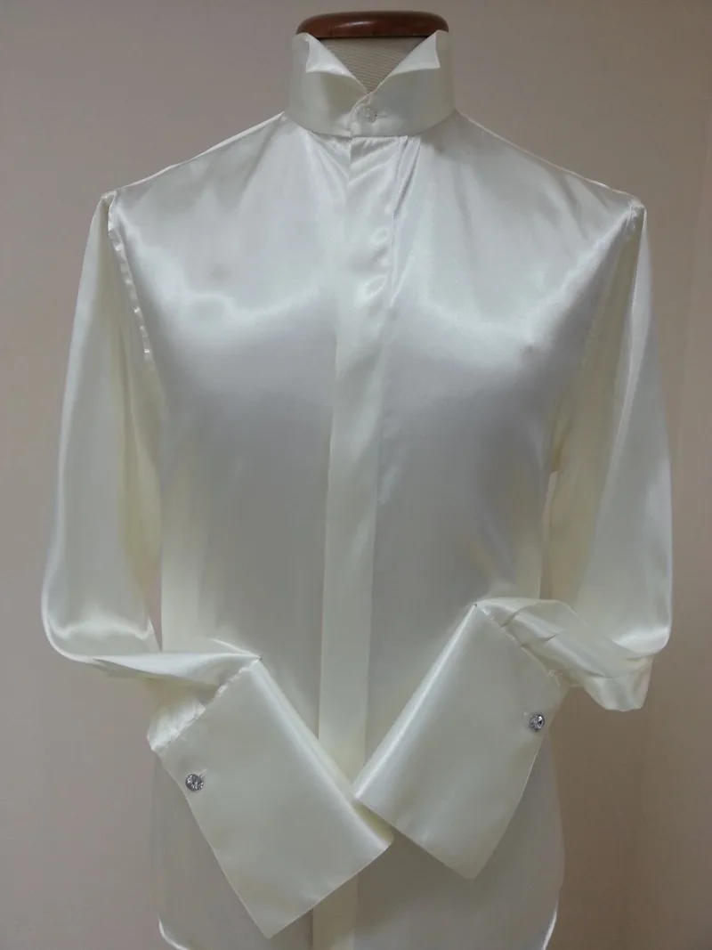 Chemise en satin ivoire