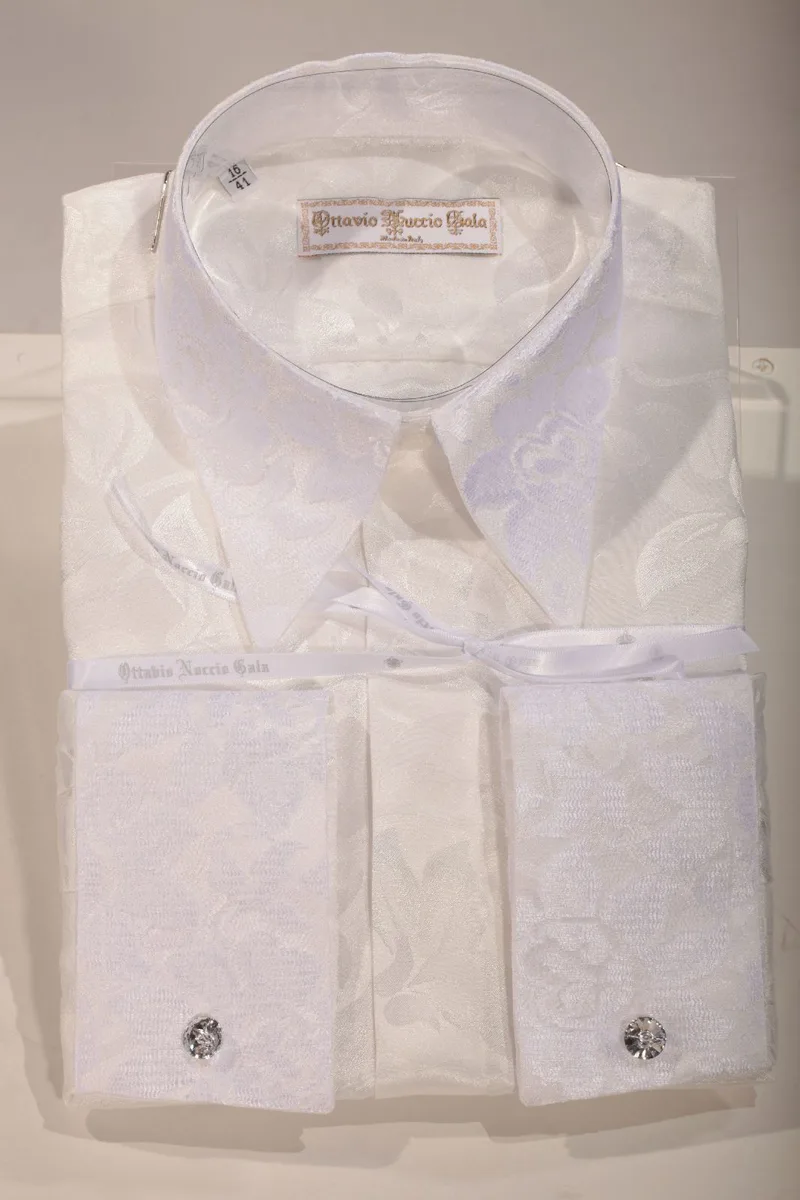 Camicia bianca con pizzo