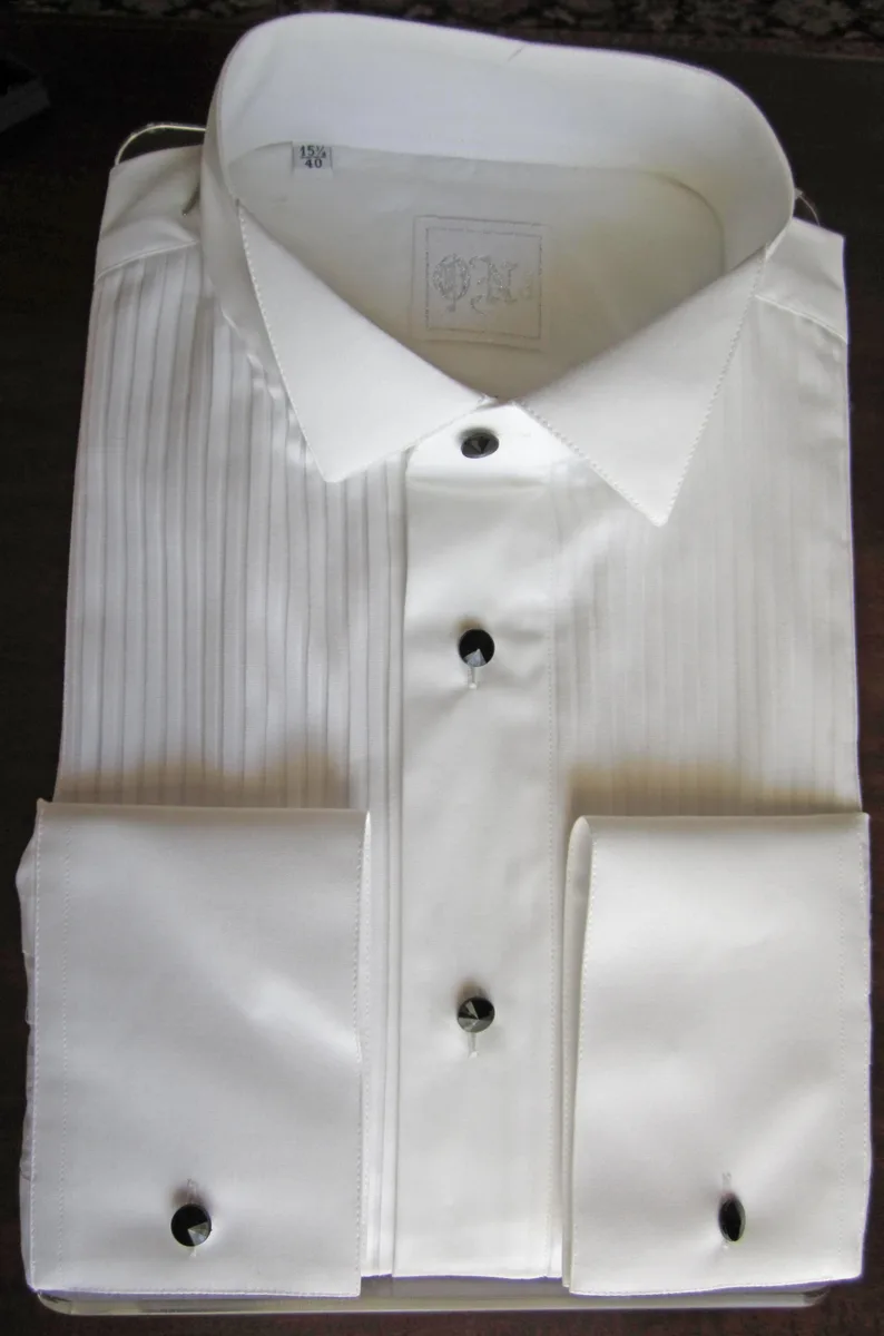 Camicia bianca Tuxedo diplomatica in cotone con plissé