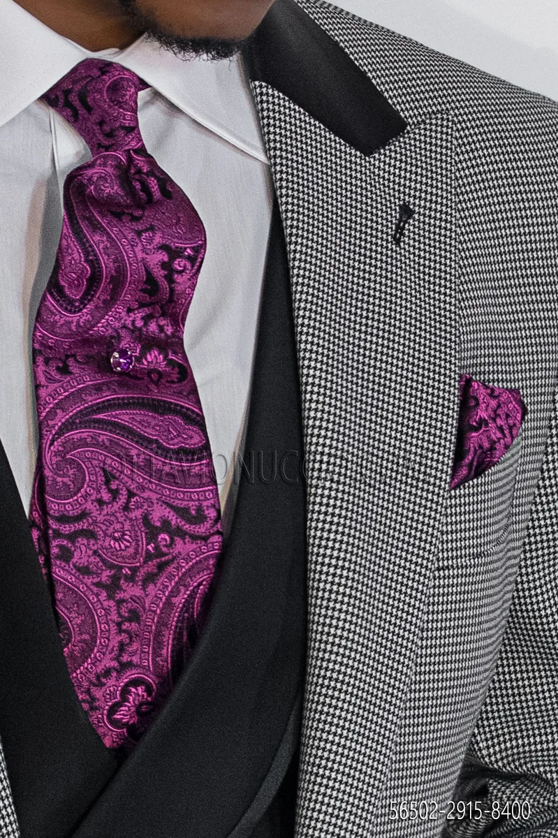 Cravatta e Fazzoletto in seta cachemire nero con fucsia