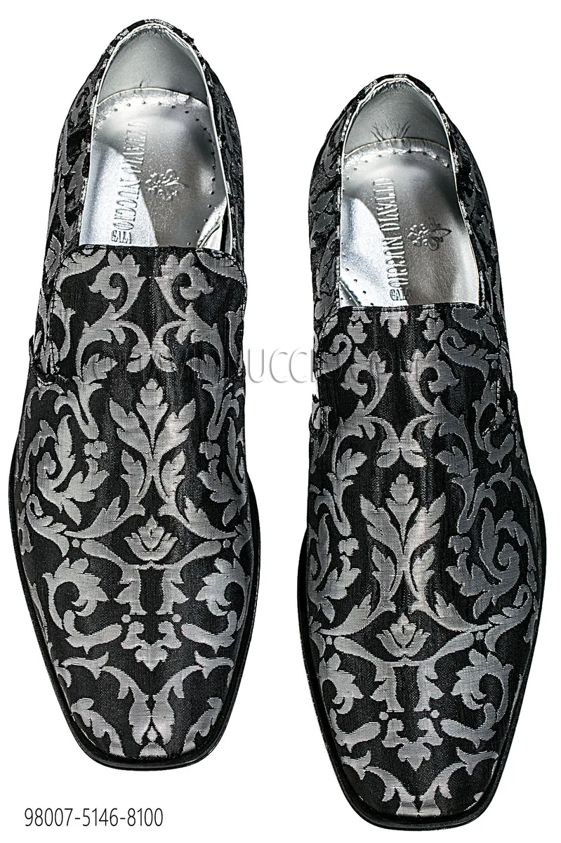 Chaussons en tissu damassé noir-argent