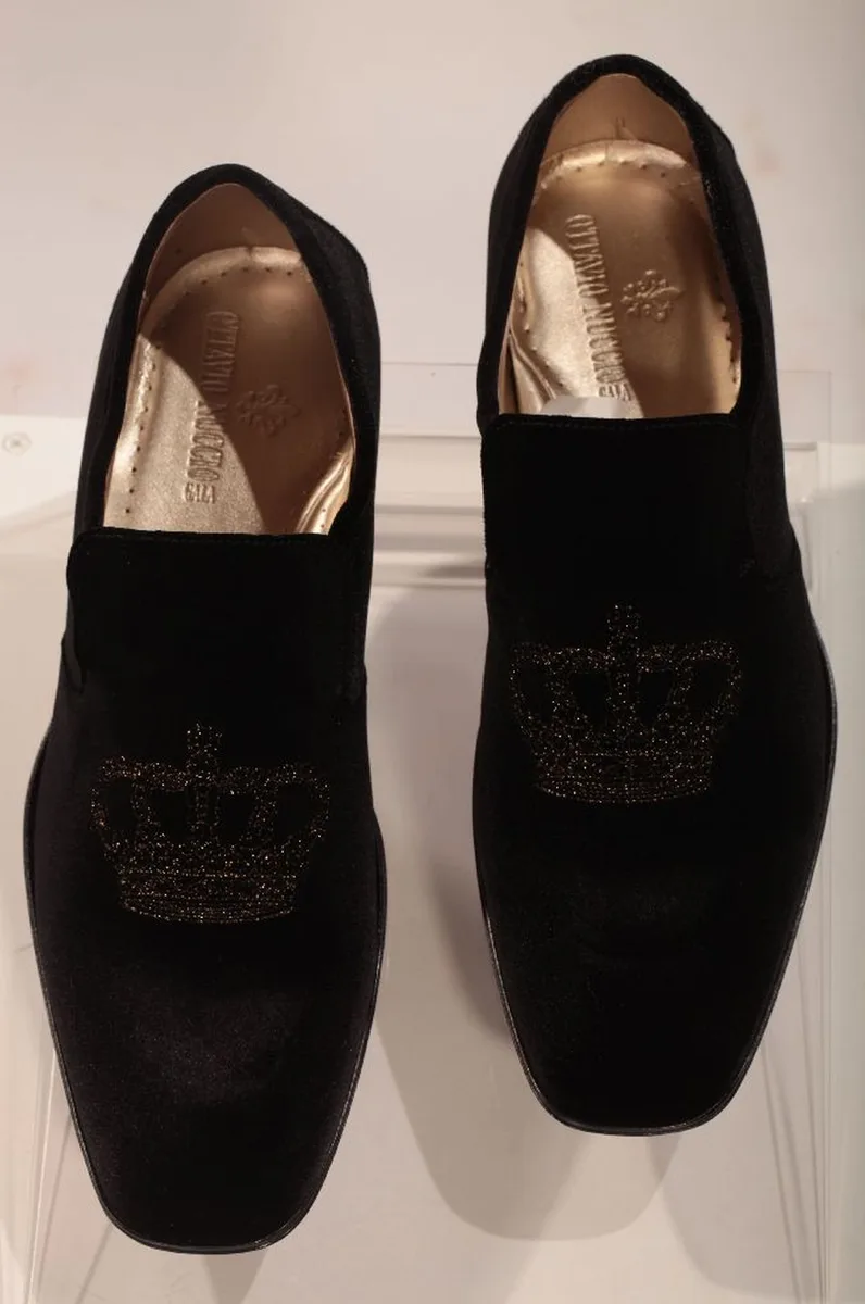 Slipper velluto nero con ricamo corona nero-oro