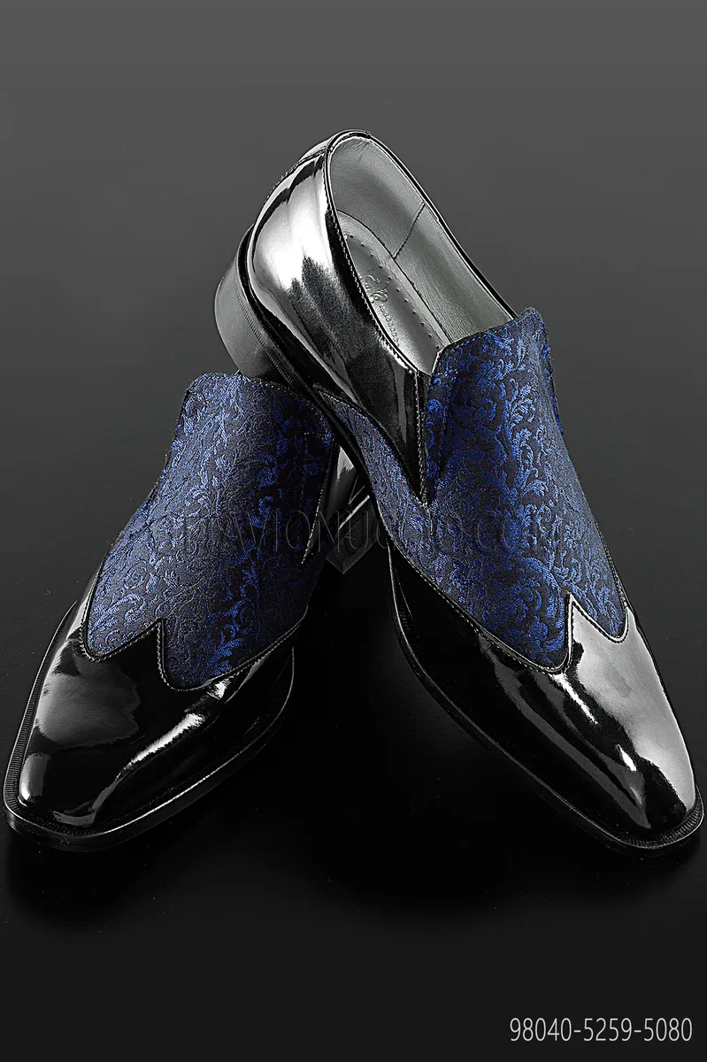 Scarpa bicolore vernice nera inserto broccato nero