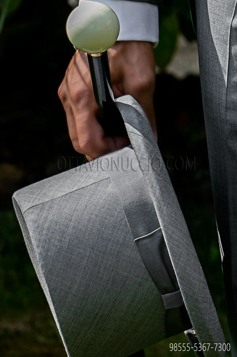 Light gray wool silk top hat