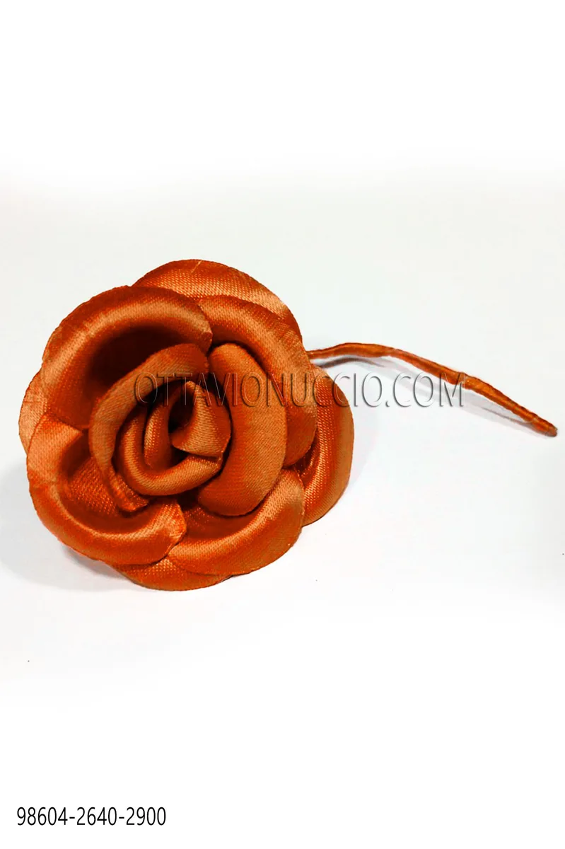Fiore in raso arancio