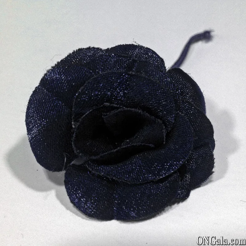 Fiore in lurex blu