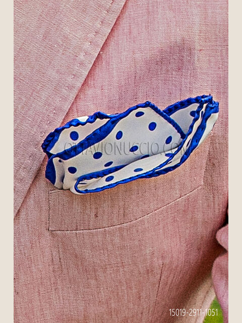 Fazzoletto seta twill con pois blu