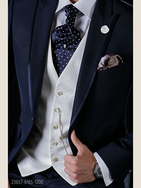 Gilet in seta jacquard fondo avorio