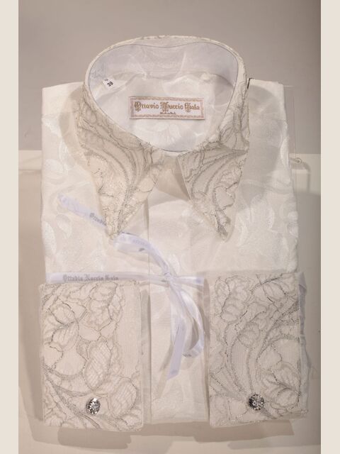 Camicia bianca e pizzo argento