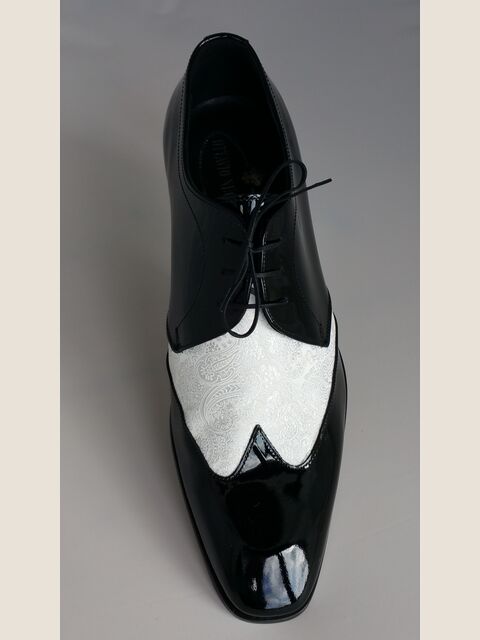 Scarpa allacciata bicolore nero - damascato bianco