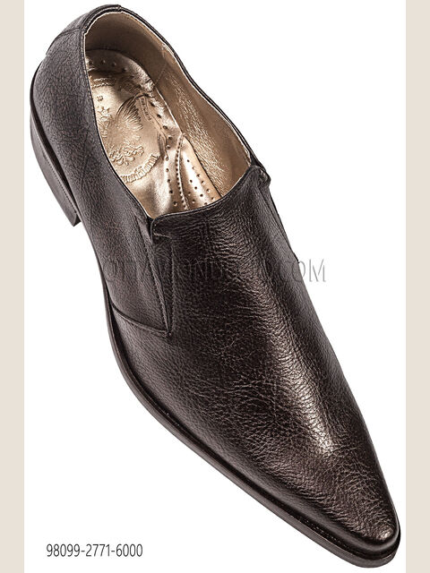 Scarpa color bronzo