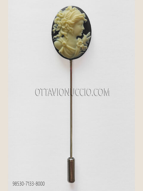 Spillone cammeo nero