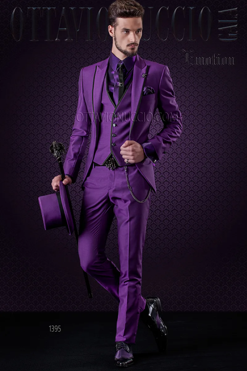 Abito moda uomo viola con profili neri a contrasto 1