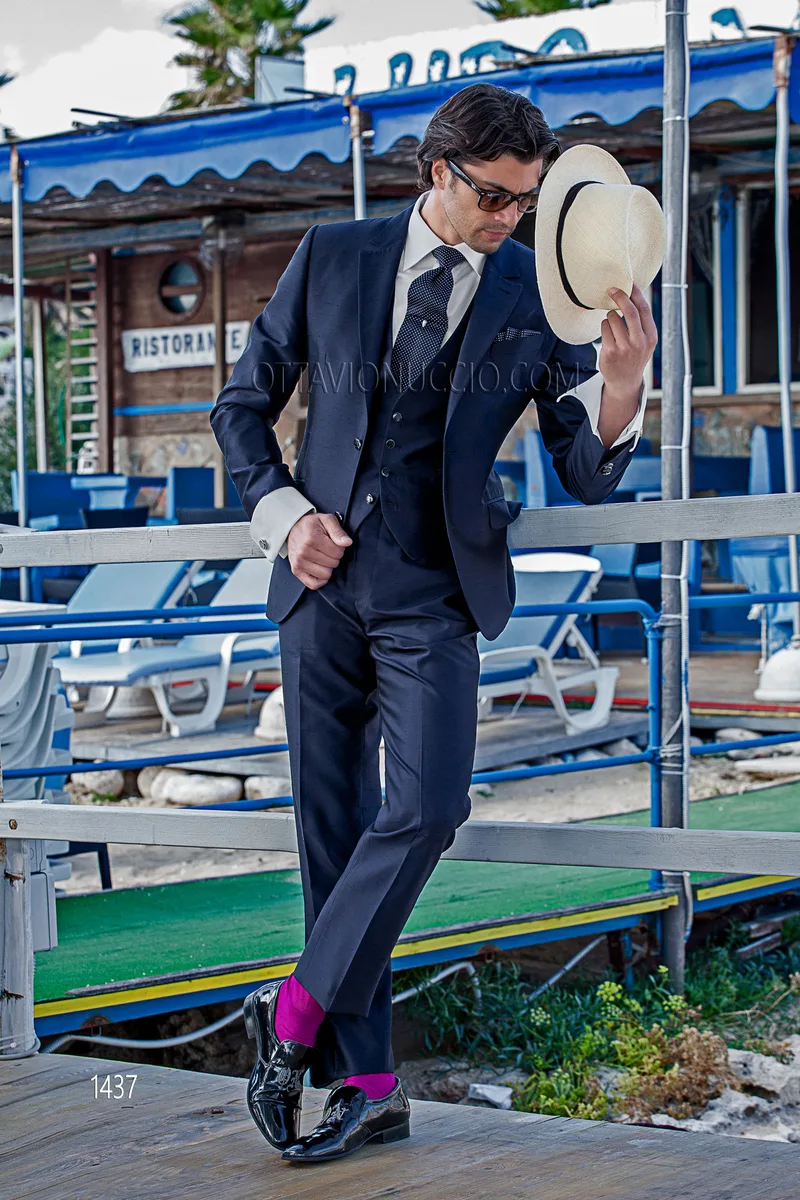 Abito uomo stile hipster blu in misto shantung di seta con gilet 1
