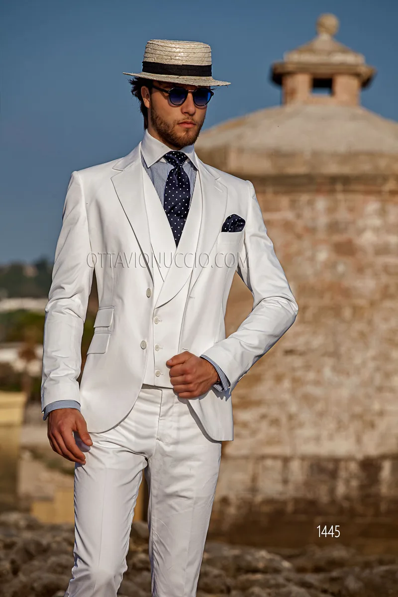 Abito bianco stile hipster in cotone con gilet doppiopetto 1
