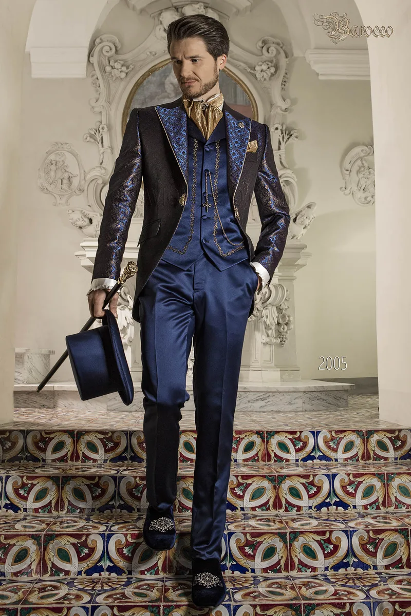 Abito da matrimonio barocco sposo con giacca broccata blu oro 1