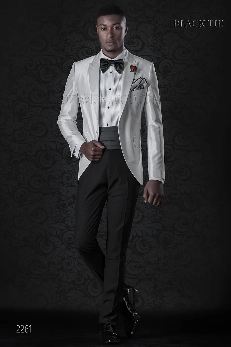 Smoking giacca in shantung bianco e pantalone nero 1