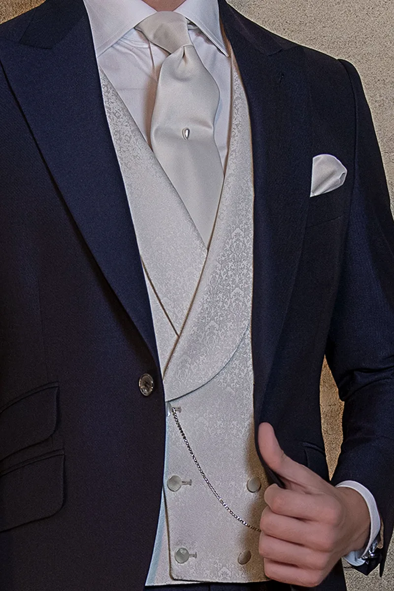 Vestito blu da cerimonia uomo con gilet damascato grigio perla 2