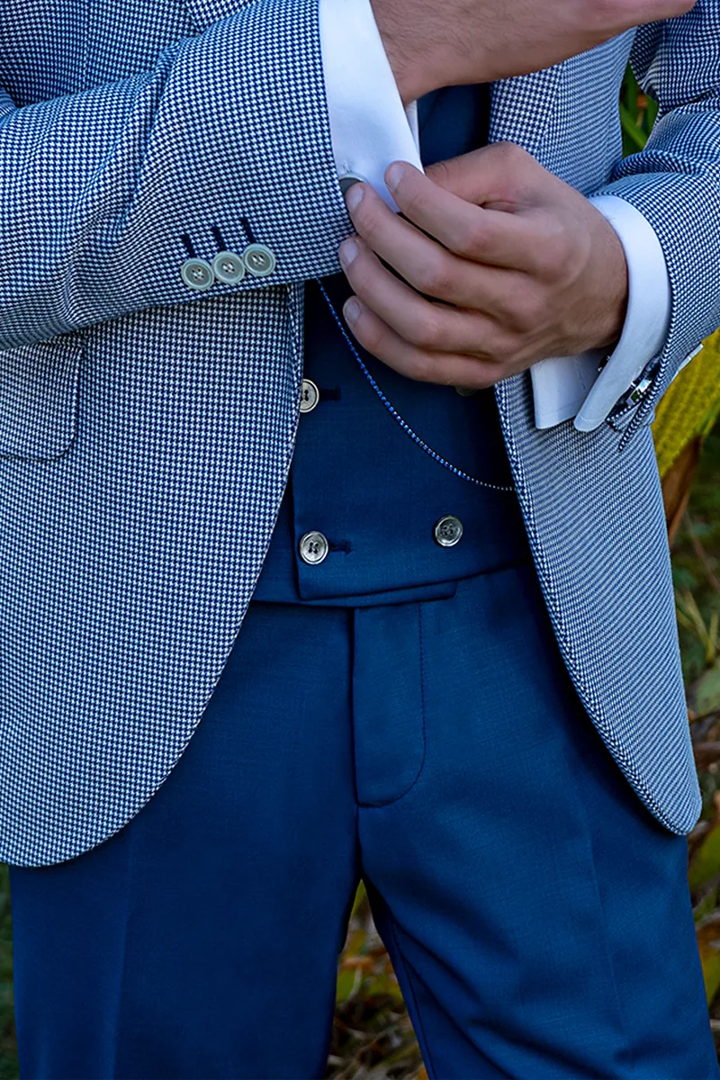 Giacca fashion uomo pied poul blu royal con gilet e pantaloni blu 3