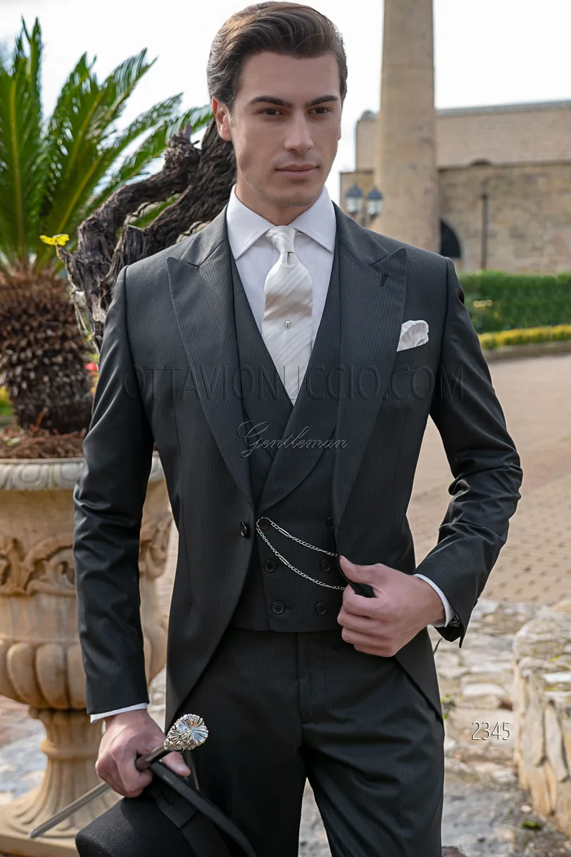 Tight moderno da cerimonia uomo nero, gilet doppiopetto 1