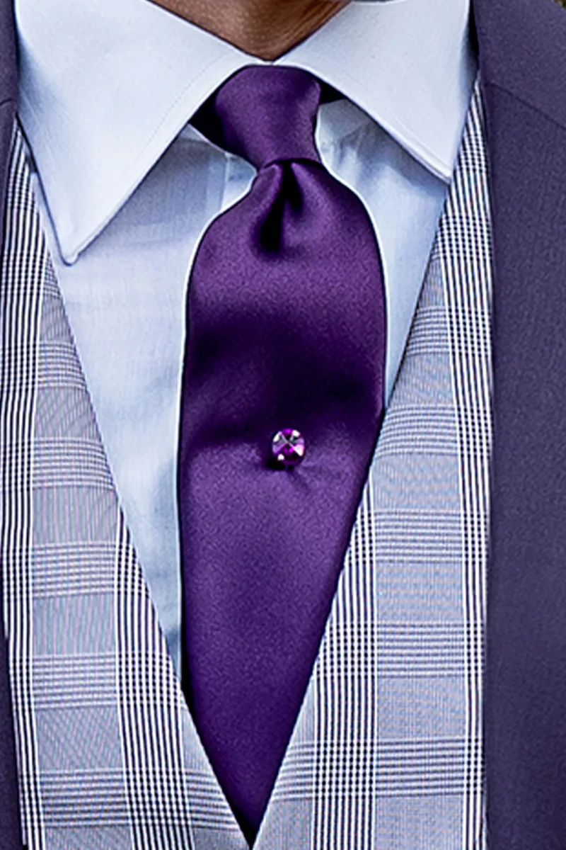 Vestito sposo viola, gilet principe di galles 2