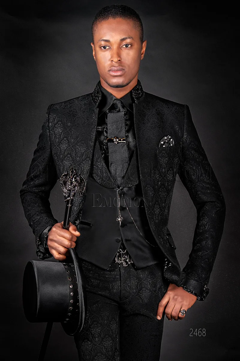 Abito sposo collo coreano gotico jacquard nero con cristalli 1