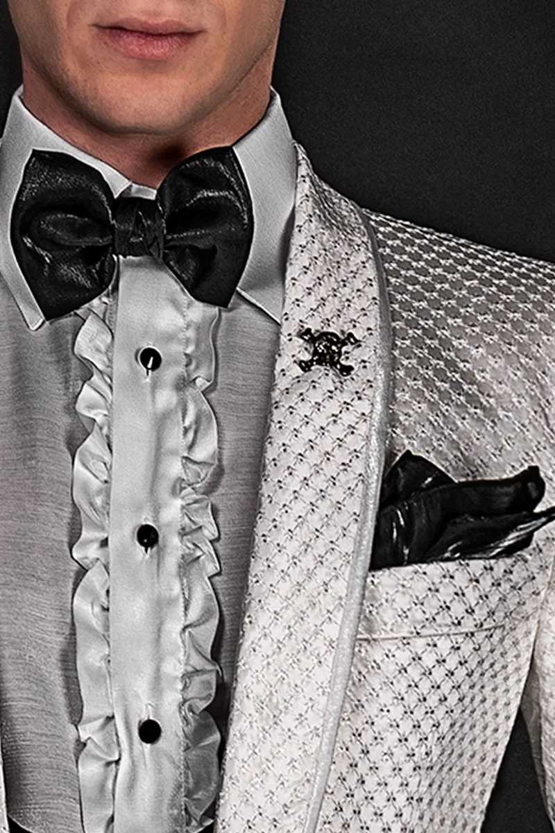 Giacca uomo in raso bianco ricamato con pantalone e gilet neri 3