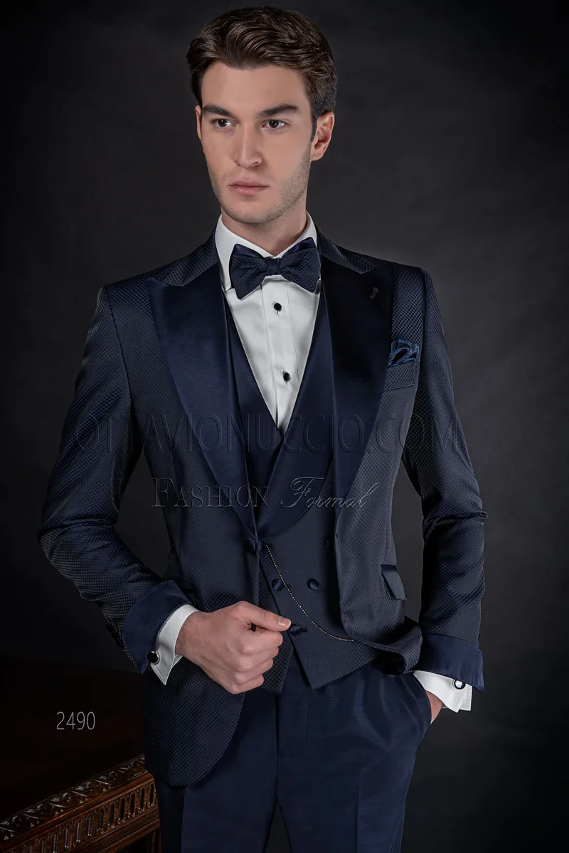 Abito moda sposo uomo blu con contrasti in raso a tono 1