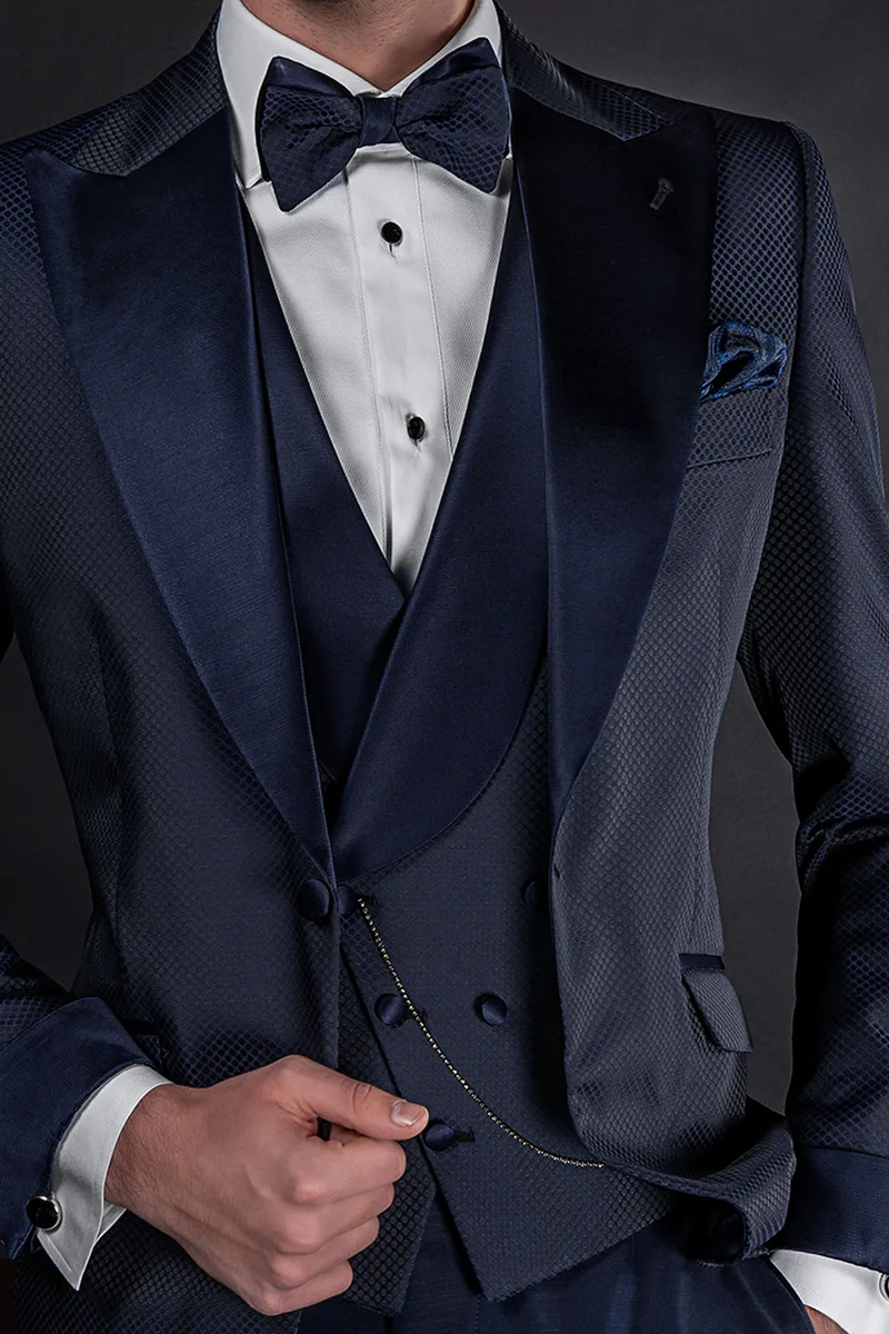 Abito moda sposo uomo blu con contrasti in raso a tono 3