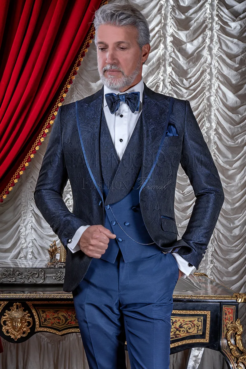 Abito sposo damascato blu, profili in raso da uomo 1