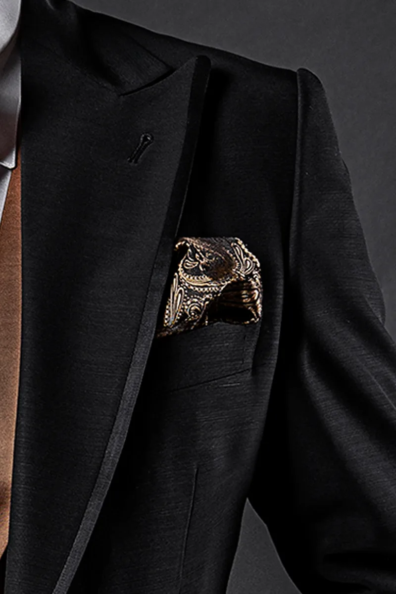 Completo sposo con giacca nera, pantalone e gilet doppiopetto oro 3