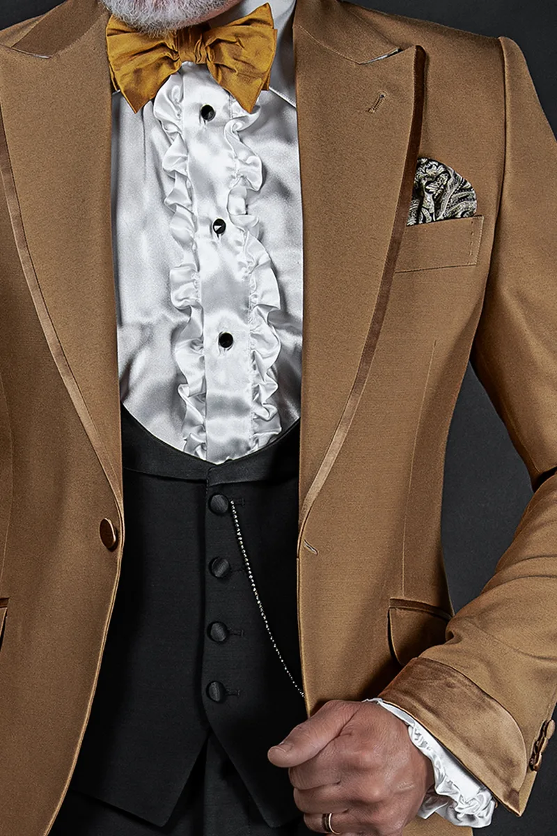 Vestito moda fashion uomo oro, pantalone e gilet nero 3