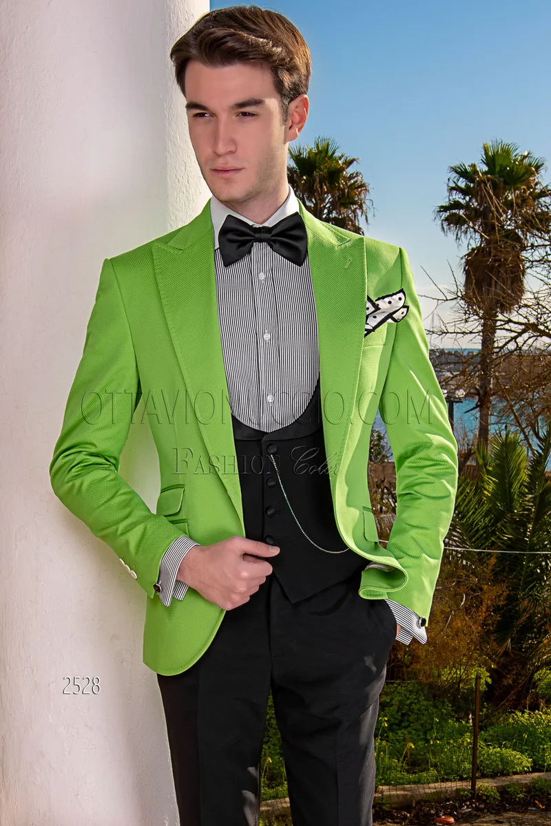 Abito da matrimonio civile in cotone verde, pantalone nero 1