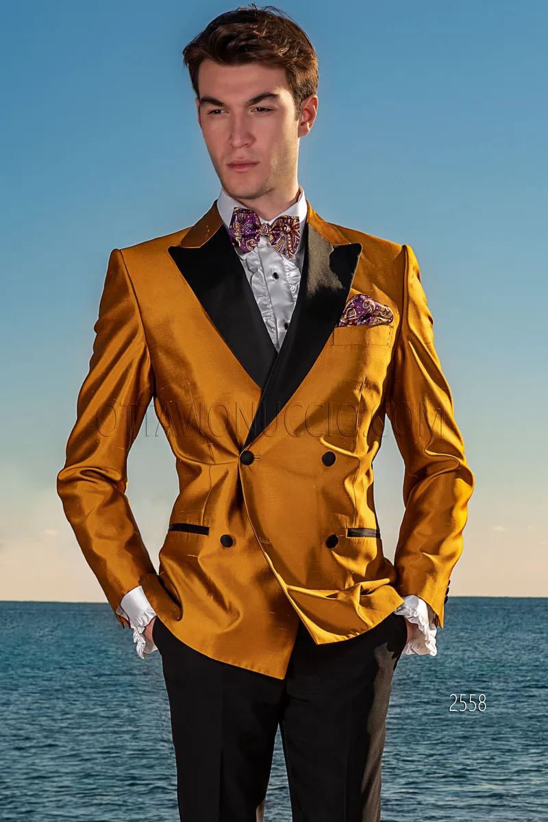 Abito doppiopetto uomo shantung misto seta oro e pantalone nero 1