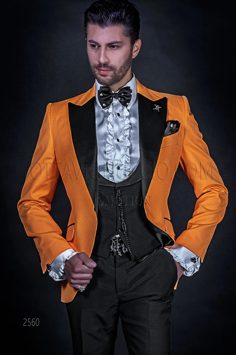 Abito smoking moderno da uomo in piquet arancio e rever raso nero 1