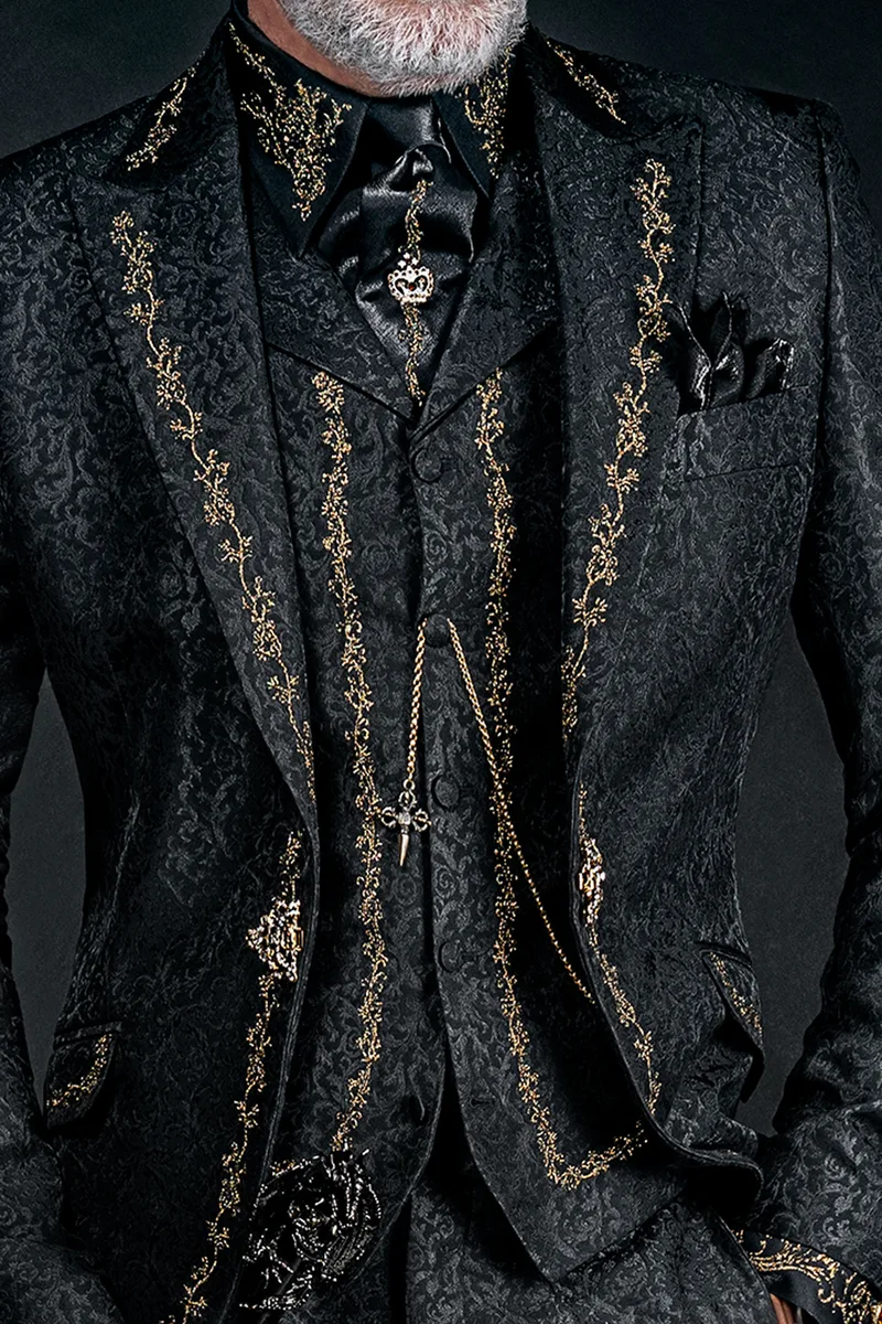Vestito sposo per cerimonie gotiche broccato nero ricamato oro 2