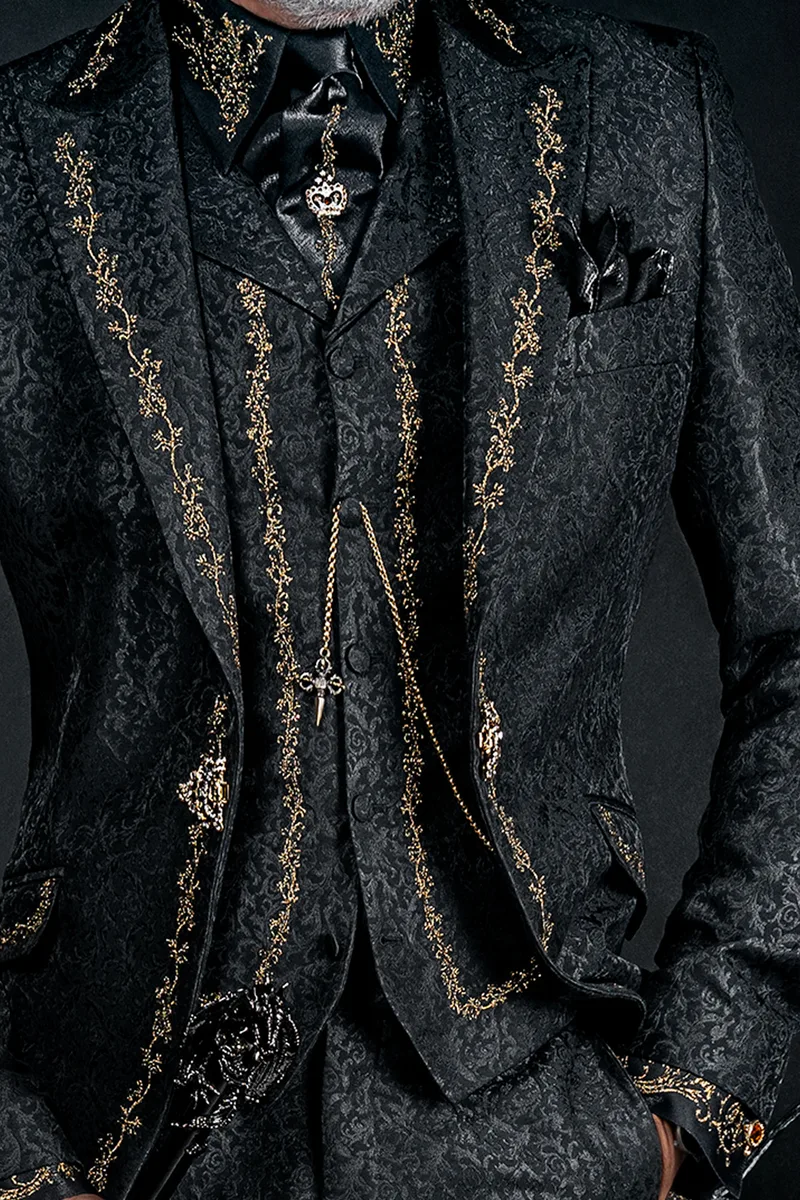 Vestito sposo per cerimonie gotiche broccato nero ricamato oro 3