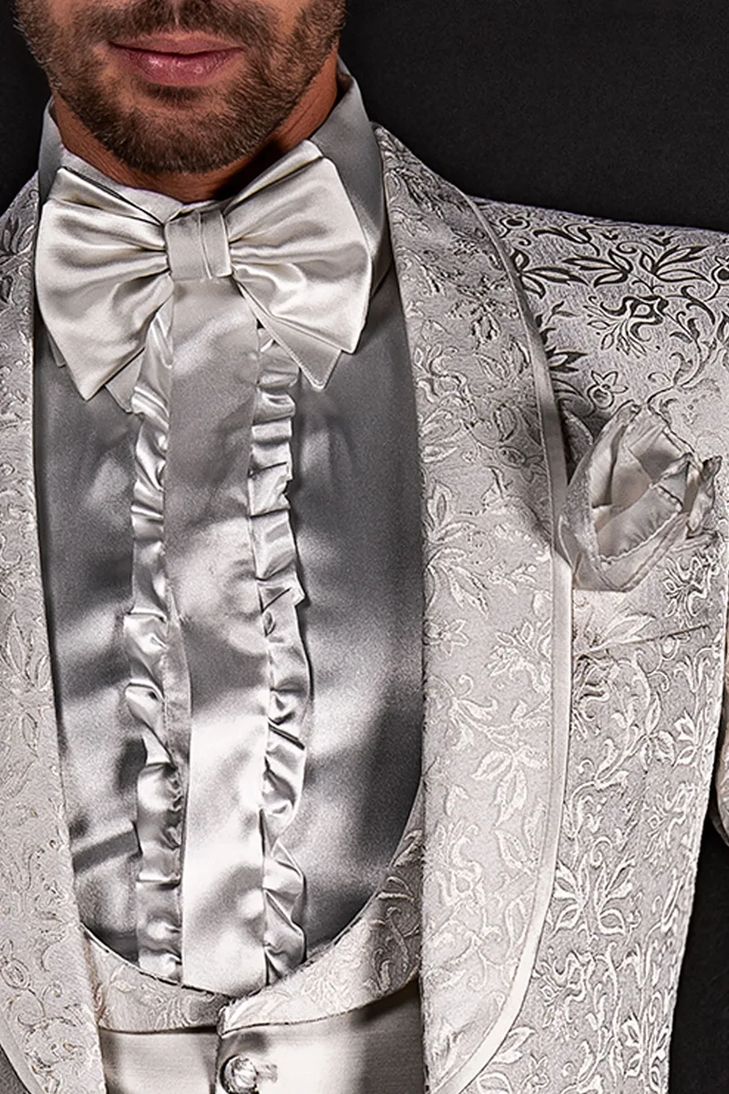 Abito smoking sposo damascato bianco, pantalone e gilet in raso 3