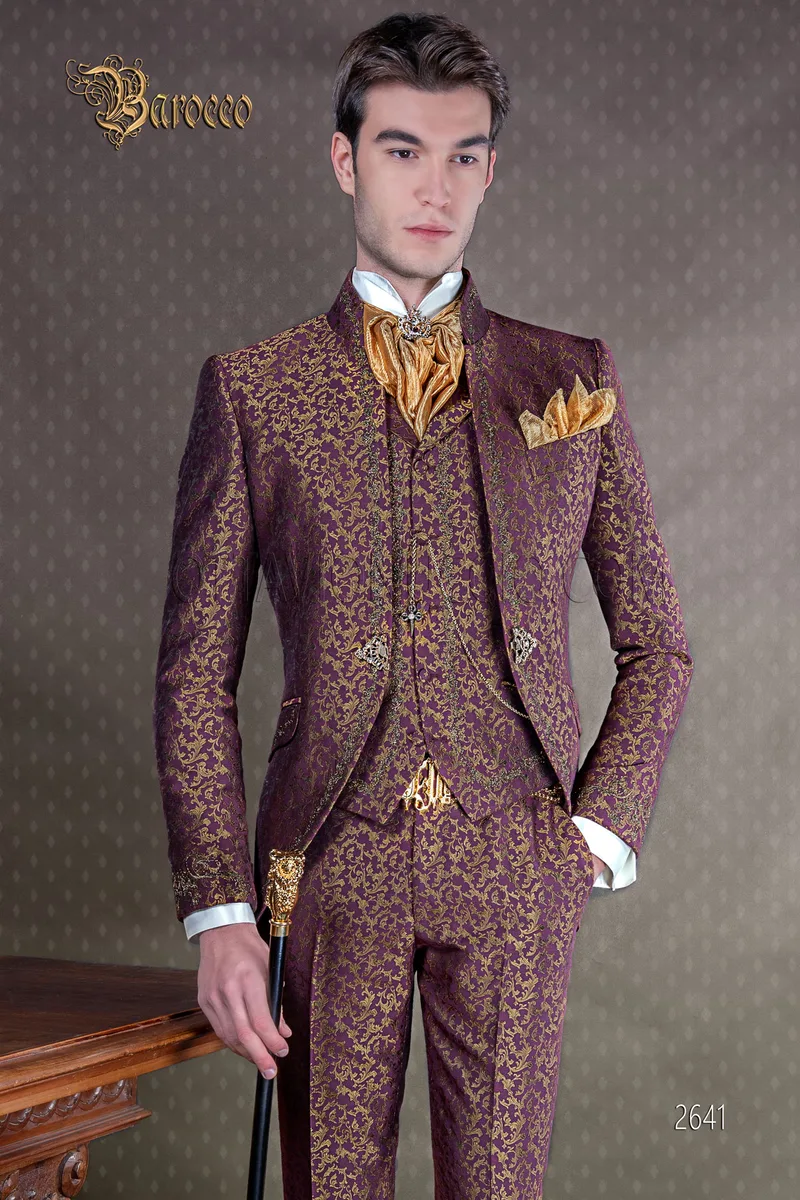 Vestito coreano sposo ricamato barocco su broccato bordeaux oro 1