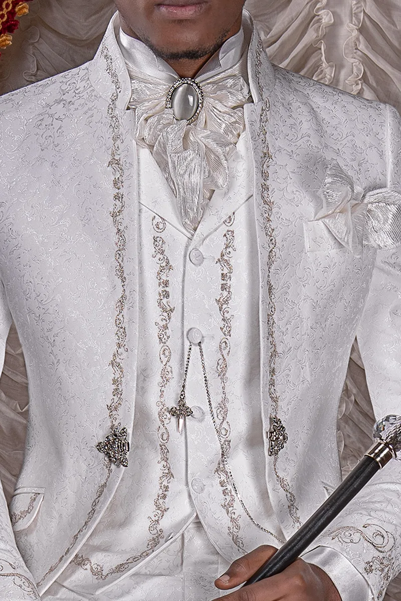 Abito sposo moda barocco coreana damascata bianca ricamata oro 2