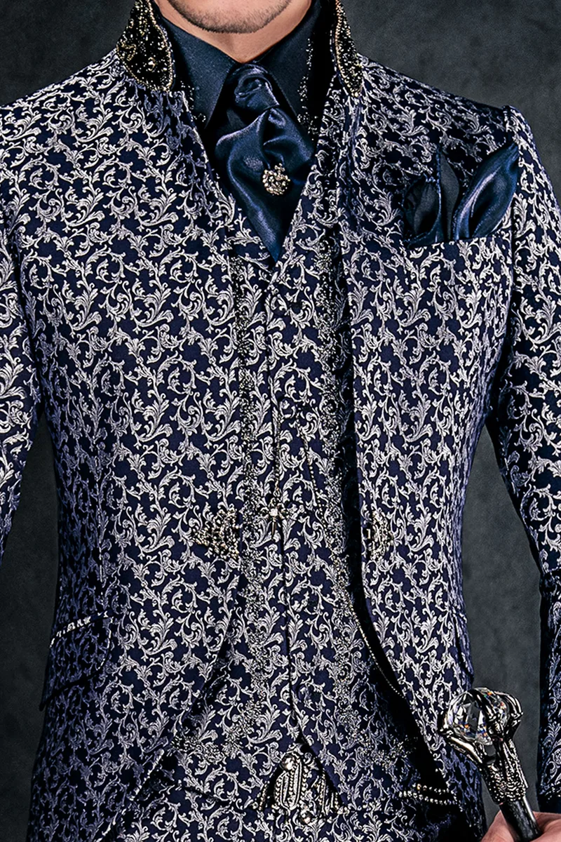 Abito uomo coreano blu argento con passamaneria stile gotico 2