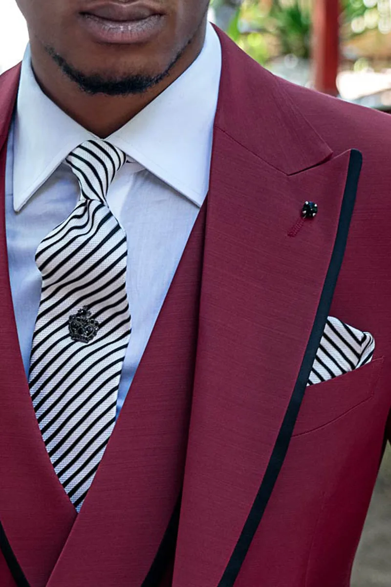 Completo cerimonia uomo fashion in misto lana rosso con contrasti neri 3
