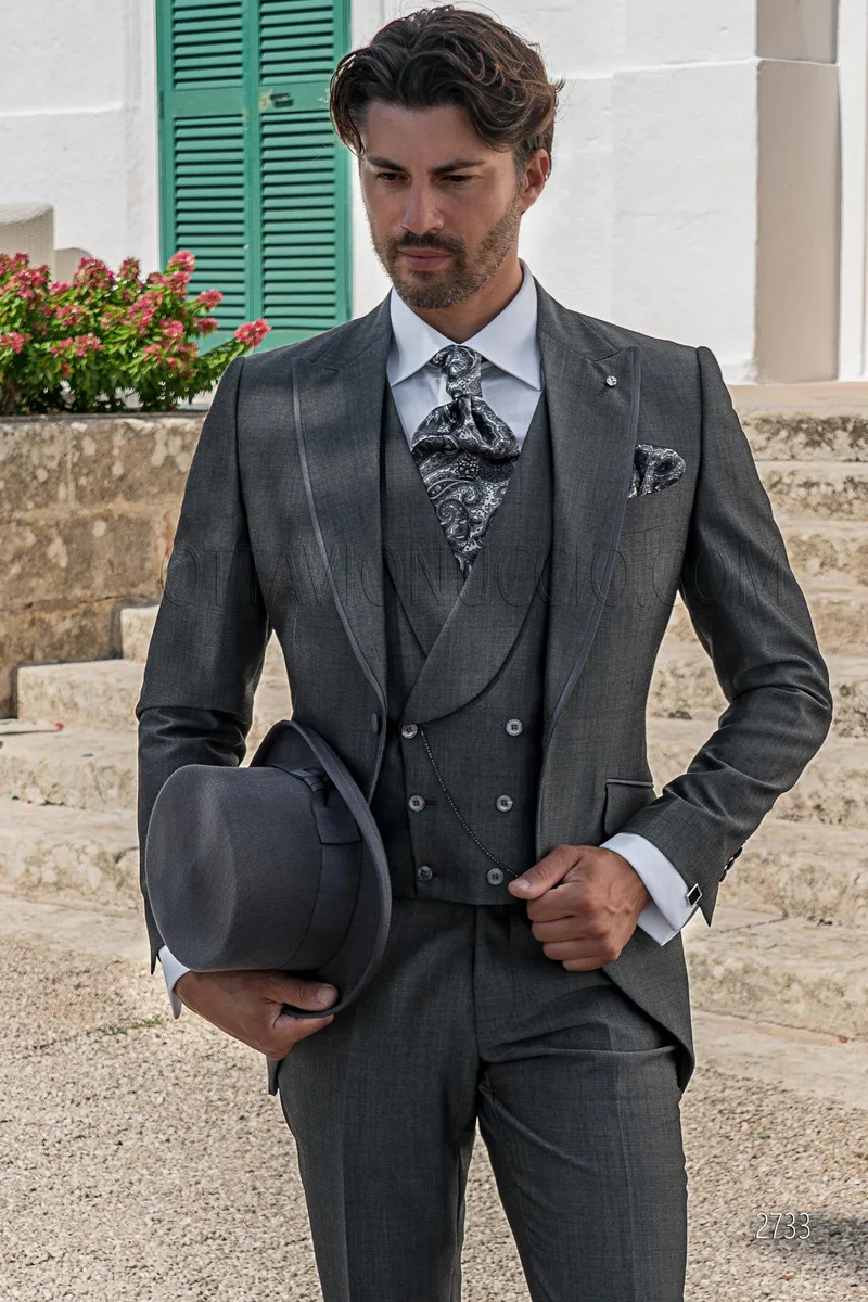 Abito da cerimonia uomo moda grigio con Gilet doppiopetto – pa