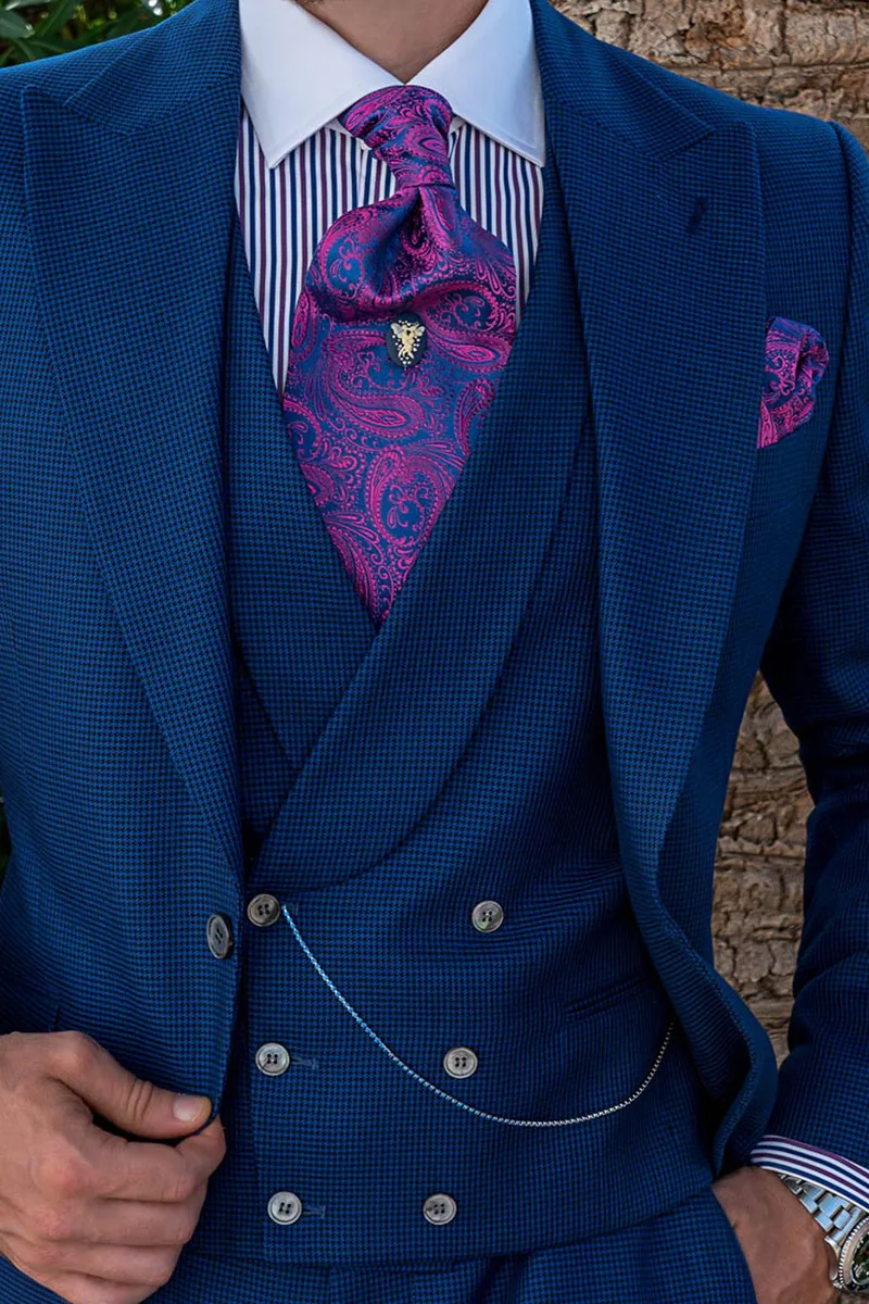 Abito da cerimonia uomo vintage in pied-de-poule blu e gilet doppiopetto 2