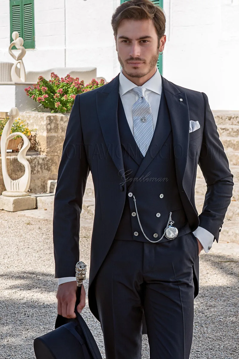 Tight classico da cerimonia uomo e gilet doppiopetto blu – pa